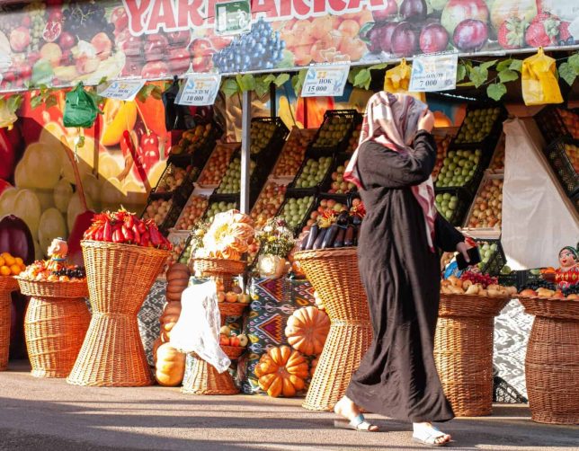 Outside of Chorsu Bazaar on Women's Only Tour Uzbekistan.