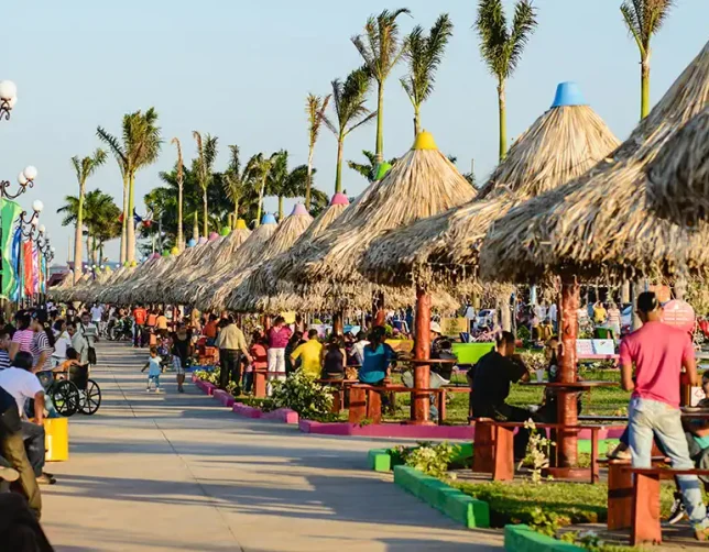 Managua-Malecon-Park-Nicaragua-02