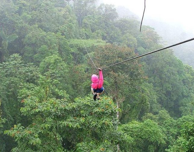 Nicaragua zip-lining