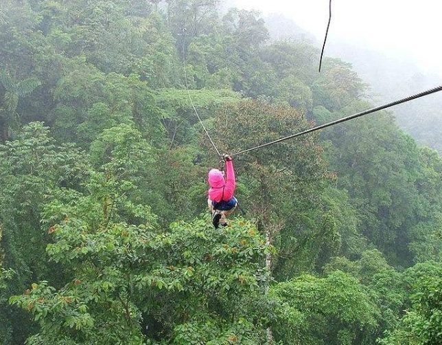 Nicaragua zip-lining