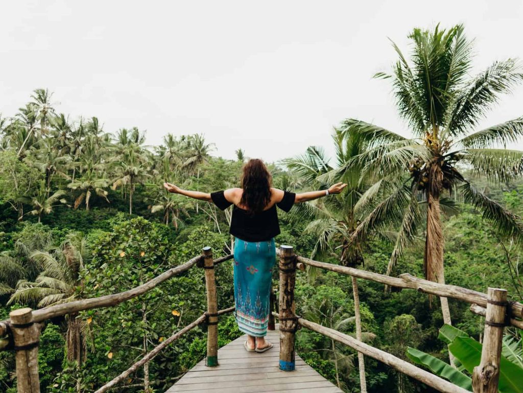 women traveling solo in bali