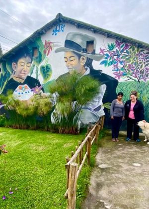 ecuador-galapagos-solo-female-traveler-meetup-tour_1