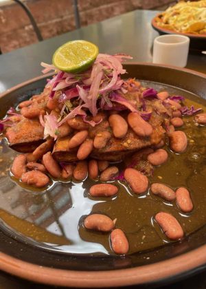 ecuador-galapagos-solo-female-traveler-meetup-tour_25