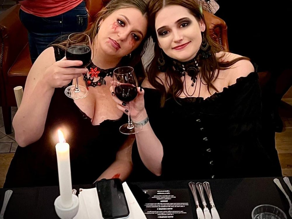 girls at Bran Castle Romania