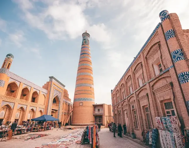 Women-only tour to Uzbekistan.
