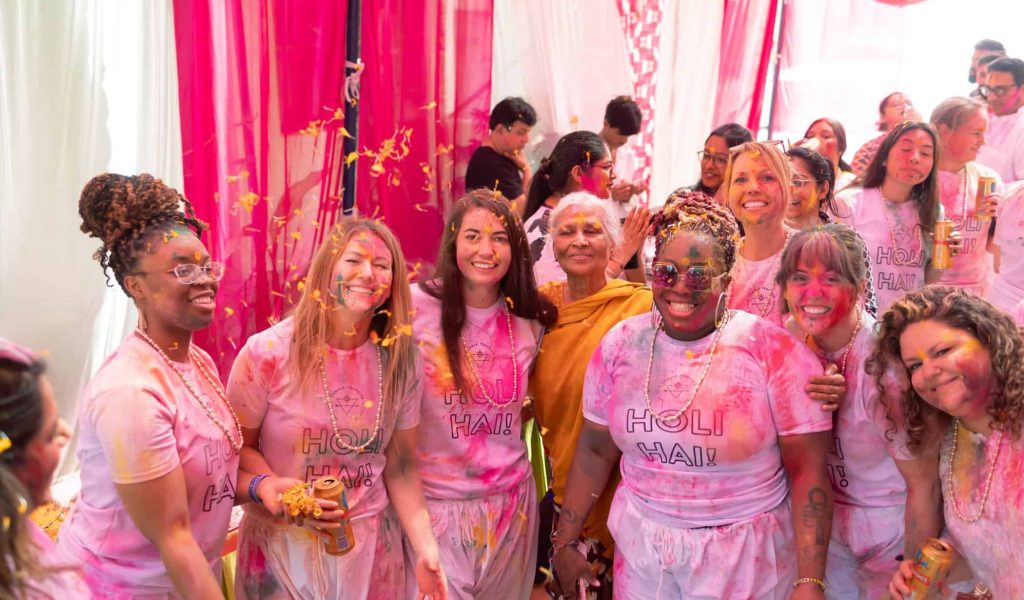 women only tour to india Holi festival